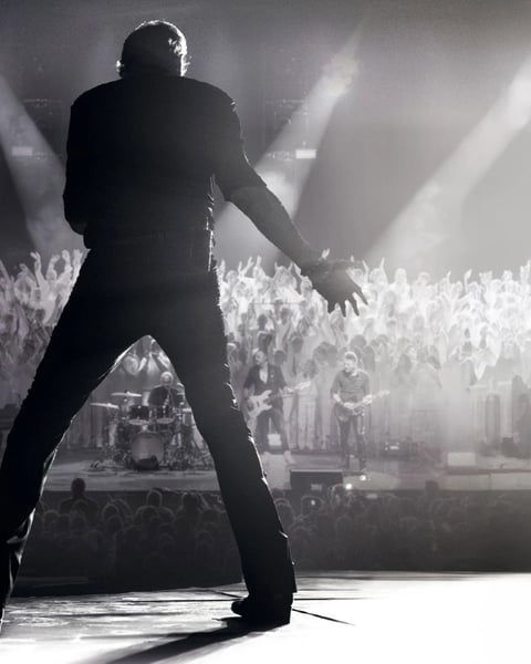 Toujours Vivant, 500 Choristes