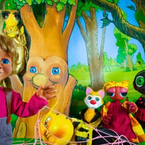 Couleur Miel - spectacle de marionnettes pour enfants et familles