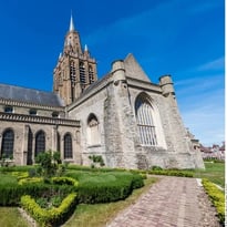 Église Notre-Dame et ses jardins